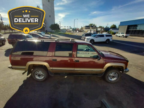 1999 GMC Suburban for sale at Tower Motors in Brainerd MN