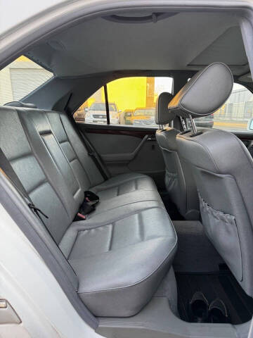 1995 Mercedes-Benz C-Class C 220