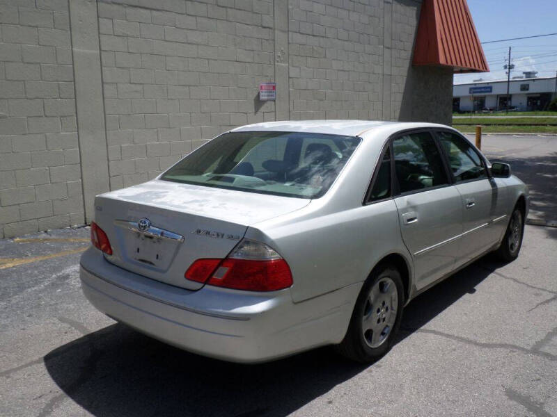 2003 Toyota Avalon XLS