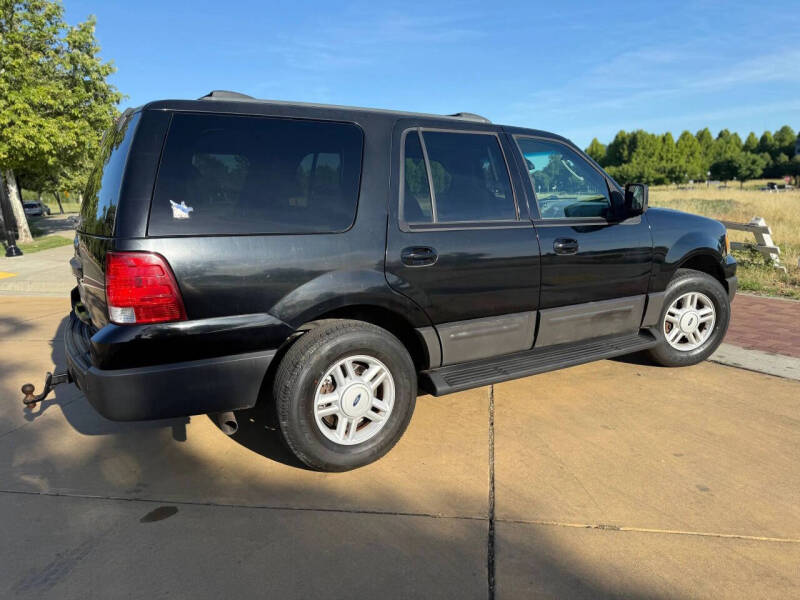2004 Ford Expedition XLT