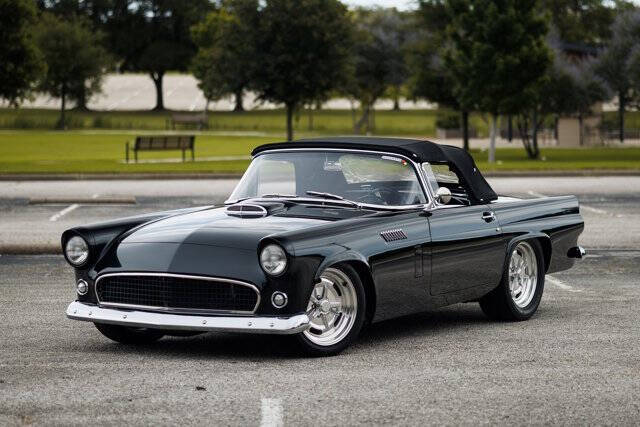 1956 Ford Thunderbird