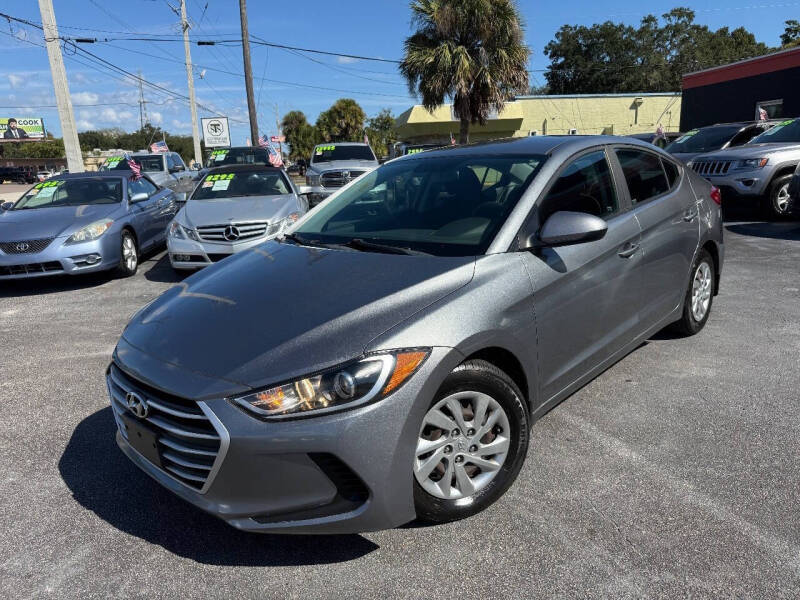 2018 Hyundai Elantra SE