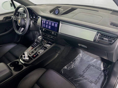 2024 Porsche Macan GTS