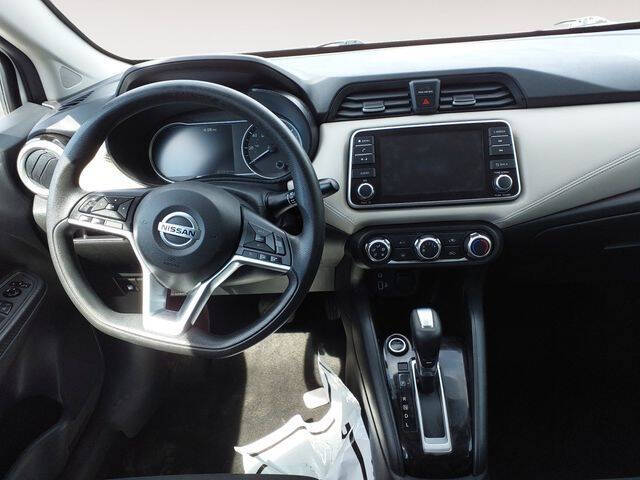2020 Nissan Versa SV