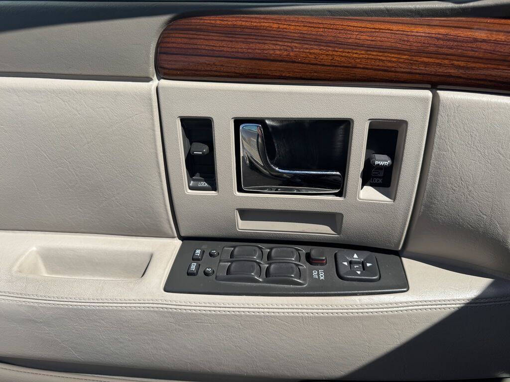 1996 Cadillac Seville 19