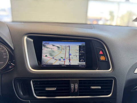 2015 Audi SQ5 3.0T quattro Premium Plus