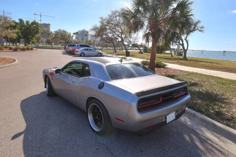 2015 Dodge Challenger SRT Hellcat