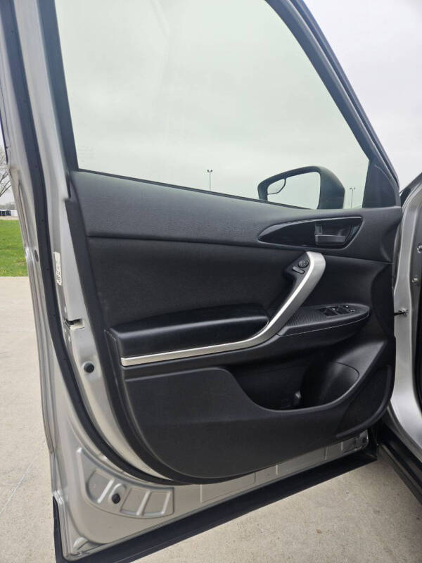 2019 Mitsubishi Eclipse Cross ES