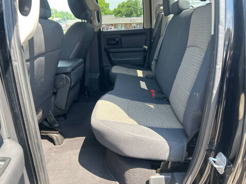 2012 RAM 1500 ST