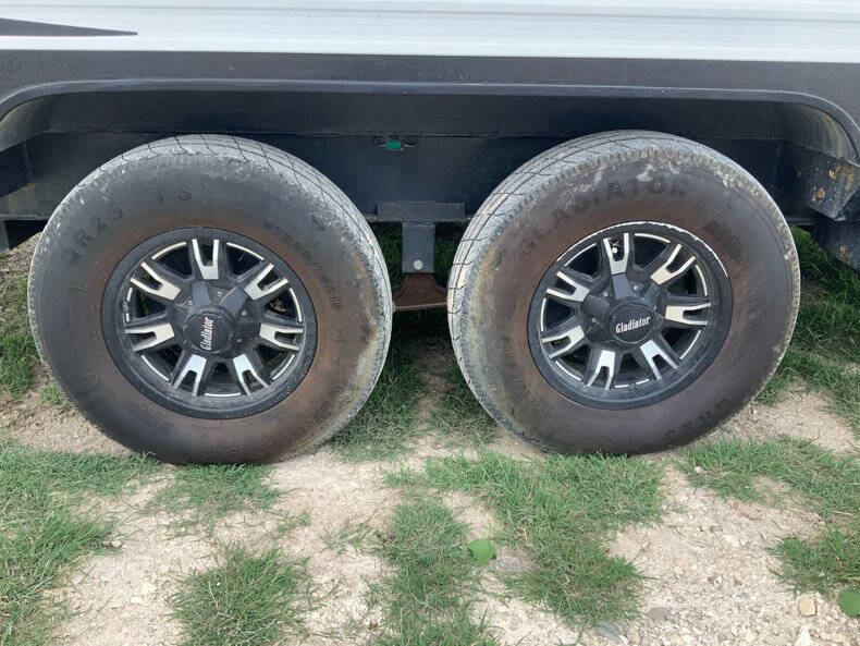 2018 Forest River Shockwave
