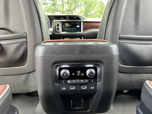 2023 GMC Yukon XL Denali Ultimate