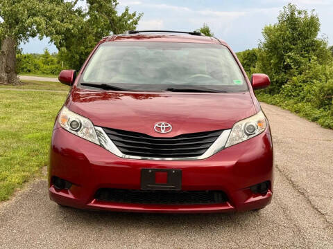 2011 Toyota Sienna