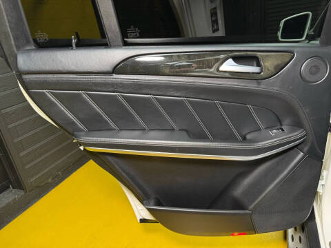 2015 Mercedes-Benz GL-Class GL 63 AMG