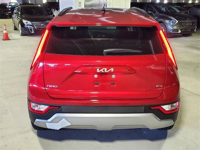 2025 Kia Niro LX