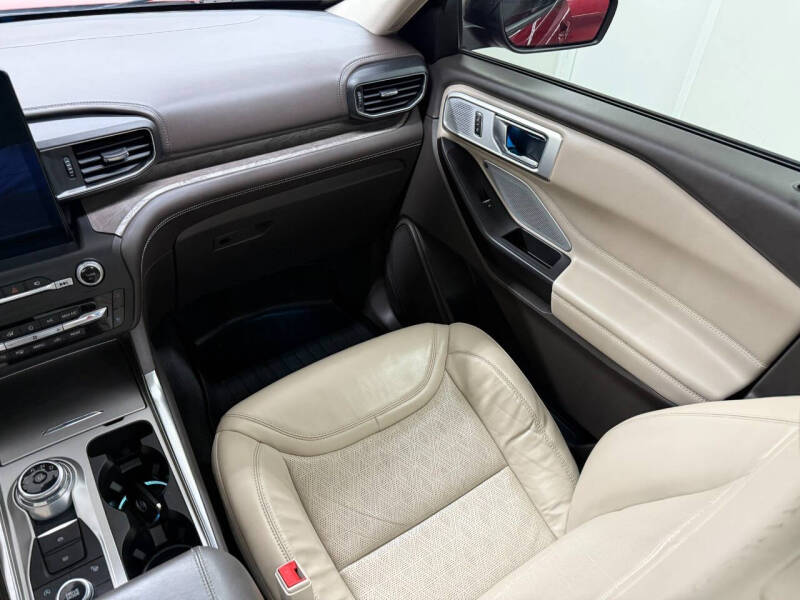 2020 Ford Explorer Platinum