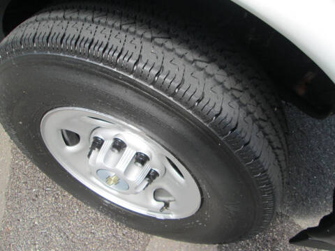 2023 Chevrolet Express 2500