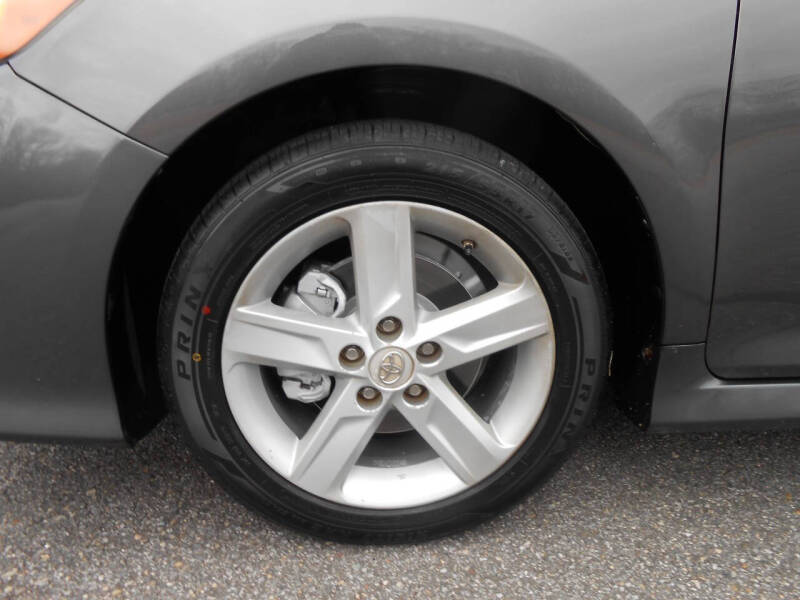 2014 Toyota Camry SE