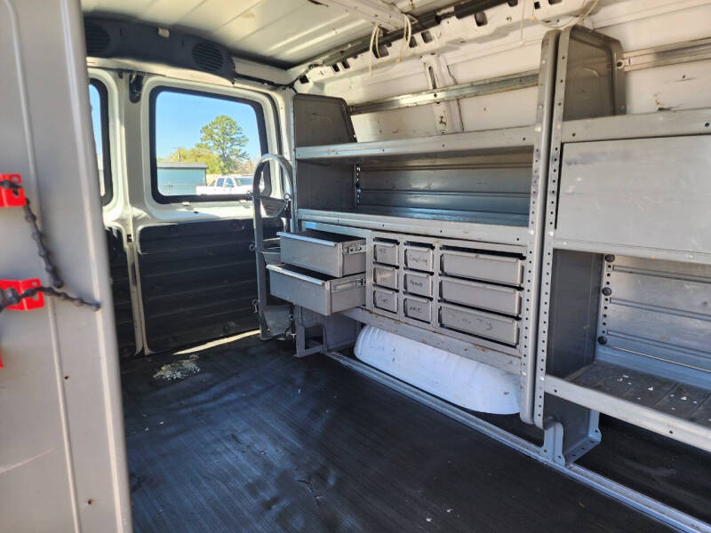 2017 Chevrolet Express 2500