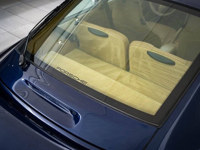 2003 Porsche 911 Carrera