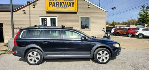 2011 Volvo XC70 for sale at Parkway Motors in Springfield IL