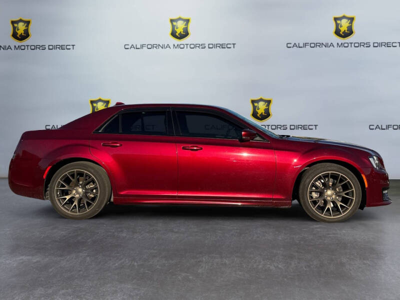 2022 Chrysler 300 S V8