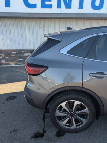 2024 Ford Escape Platinum