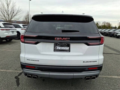 2025 GMC Acadia Elevation