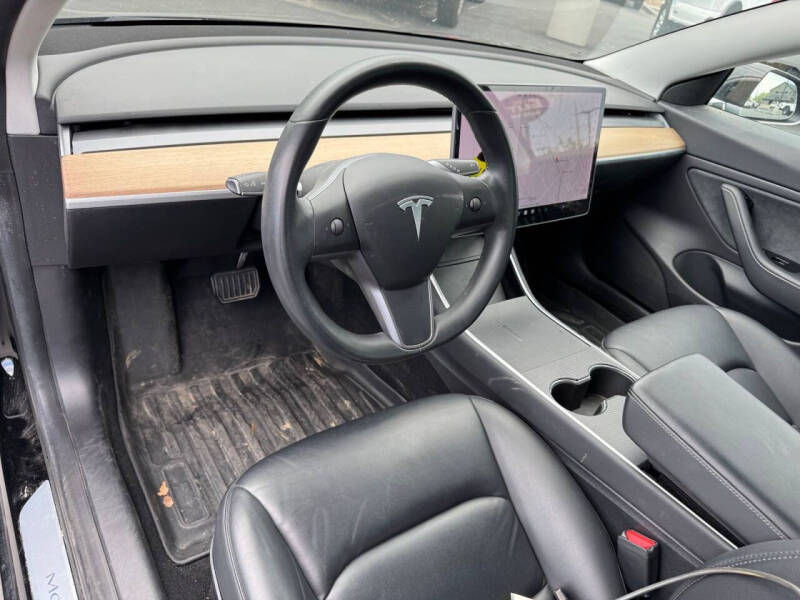 2019 Tesla Model 3 Mid Range