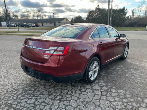 2014 Ford Taurus SEL