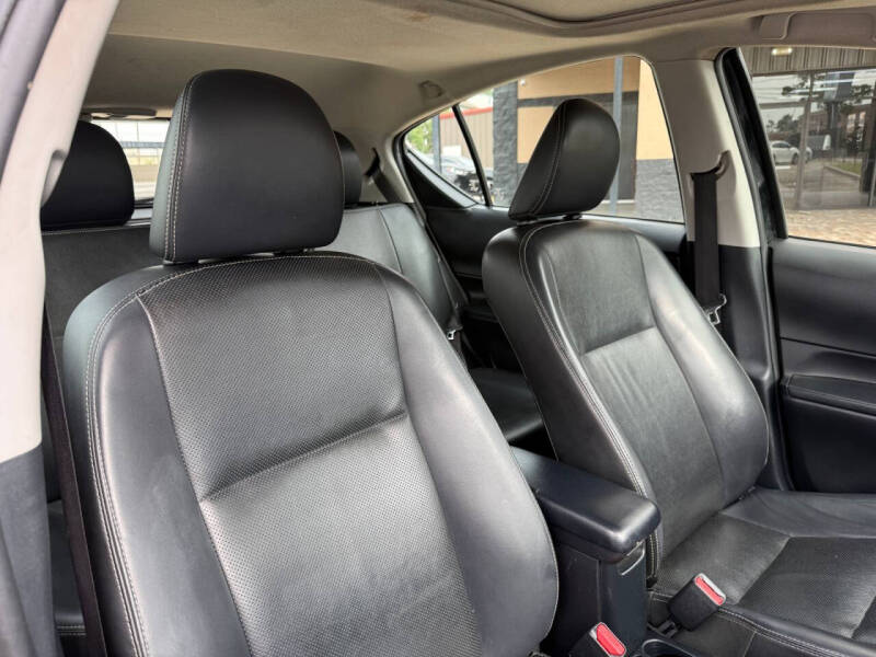 2018 Toyota Prius c Four