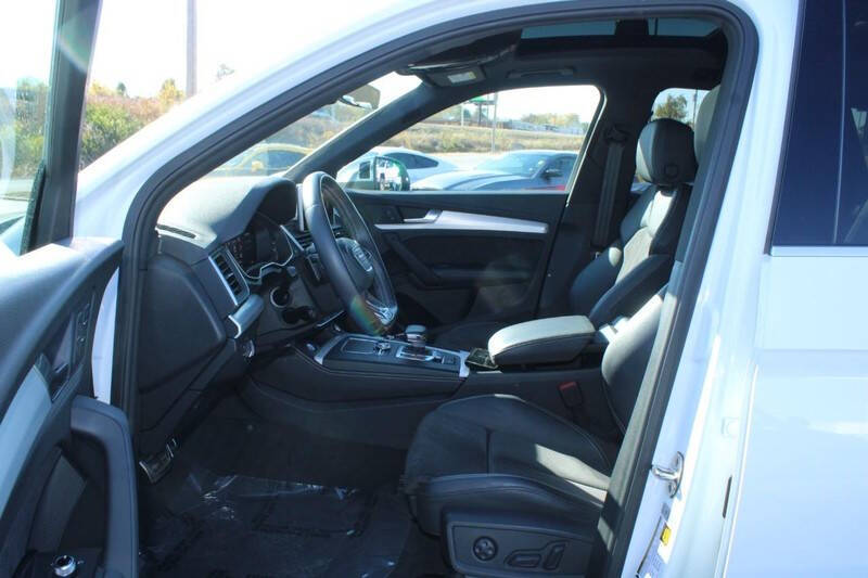 2020 Audi SQ5 3.0T quattro Premium Plus