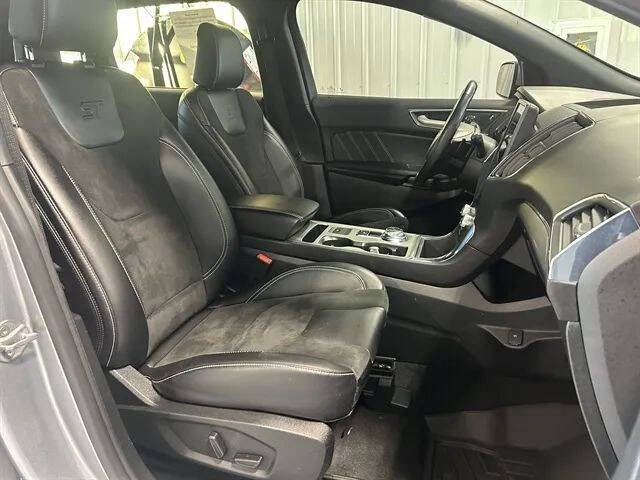 2022 Ford Edge ST