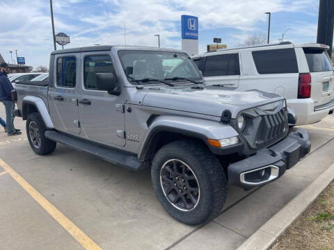 2021 Jeep Gladiator for sale at HONDA DE MUSKOGEE in Muskogee OK