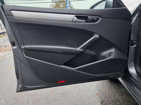 2016 Volkswagen Passat 1.8T S