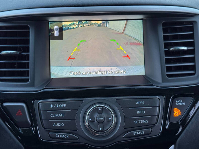 2019 Nissan Pathfinder SV