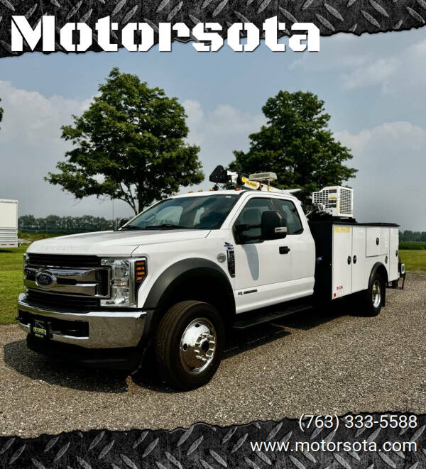 2019 Ford F-550 Super Duty Chassis Cab's photo