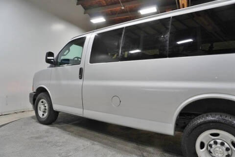 2017 Chevrolet Express LS 2500