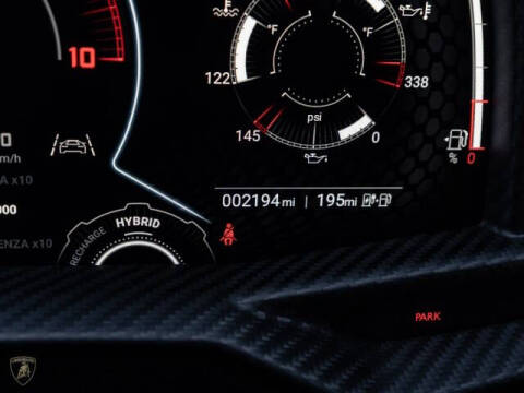 2024 Lamborghini Revuelto