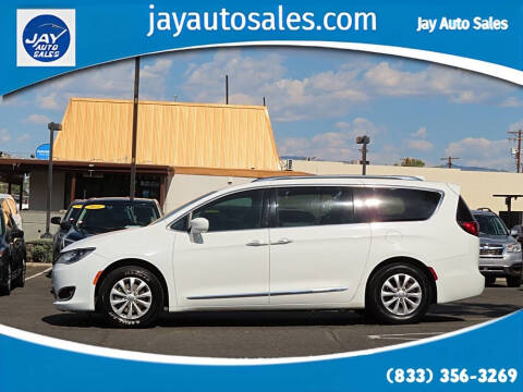 2018 Chrysler Pacifica Touring L