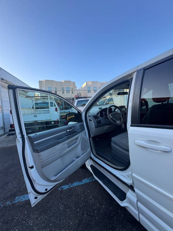 2010 Dodge Grand Caravan SE