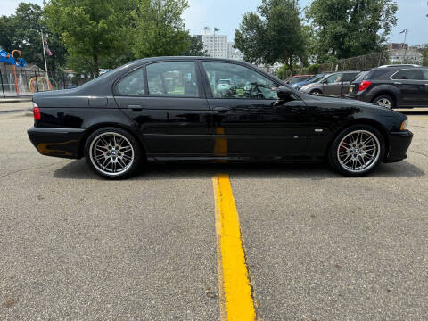 2000 BMW M5