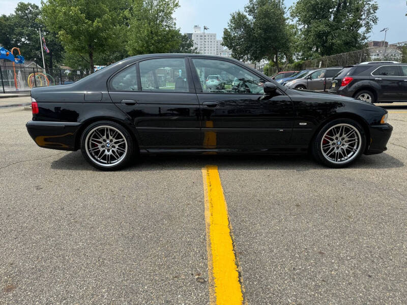 2000 BMW M5