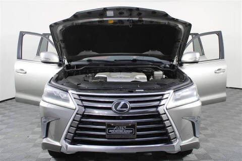 2017 Lexus LX 570