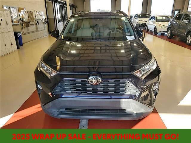 2020 Toyota RAV4 XLE