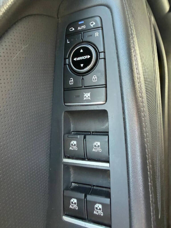 2016 Hyundai Genesis