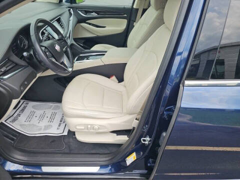 2022 Buick Enclave Essence