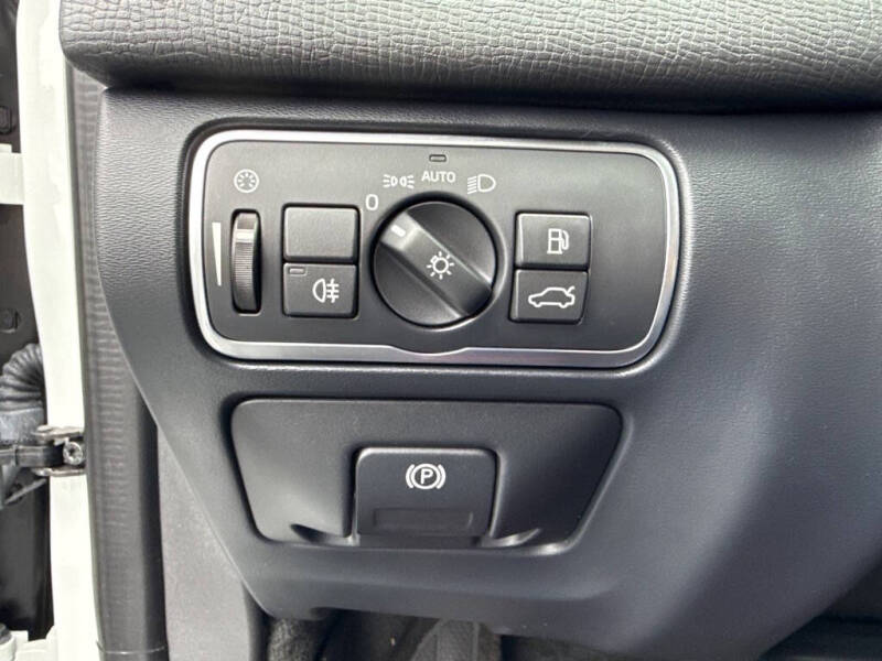 2016 Volvo XC60 T6 Drive-E