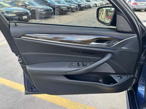 2019 BMW 5 Series 540i