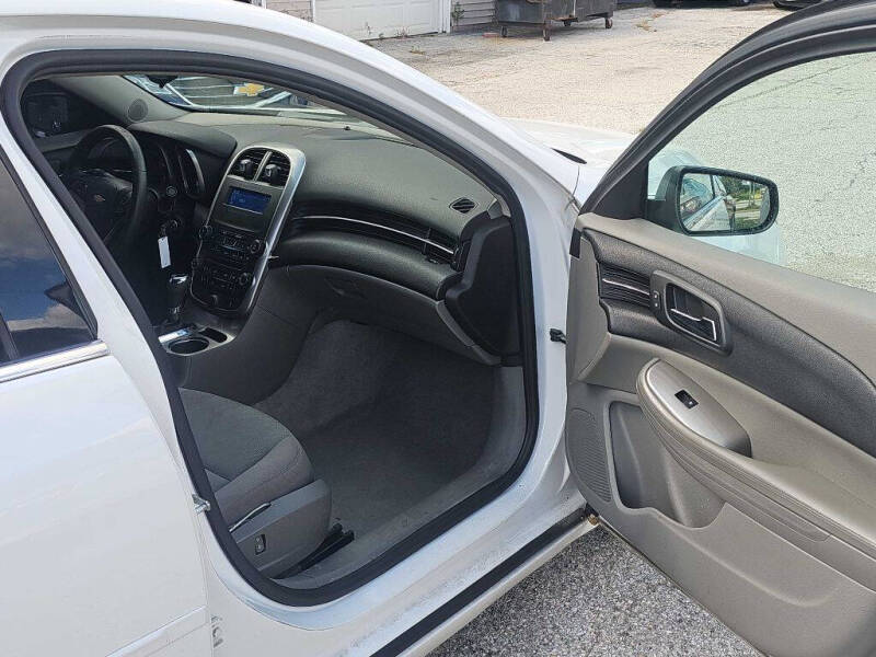 2015 Chevrolet Malibu LS