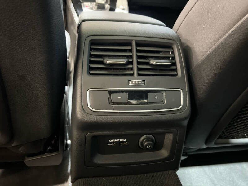 2024 Audi A4 quattro S line Prem Plus 45 TFSI